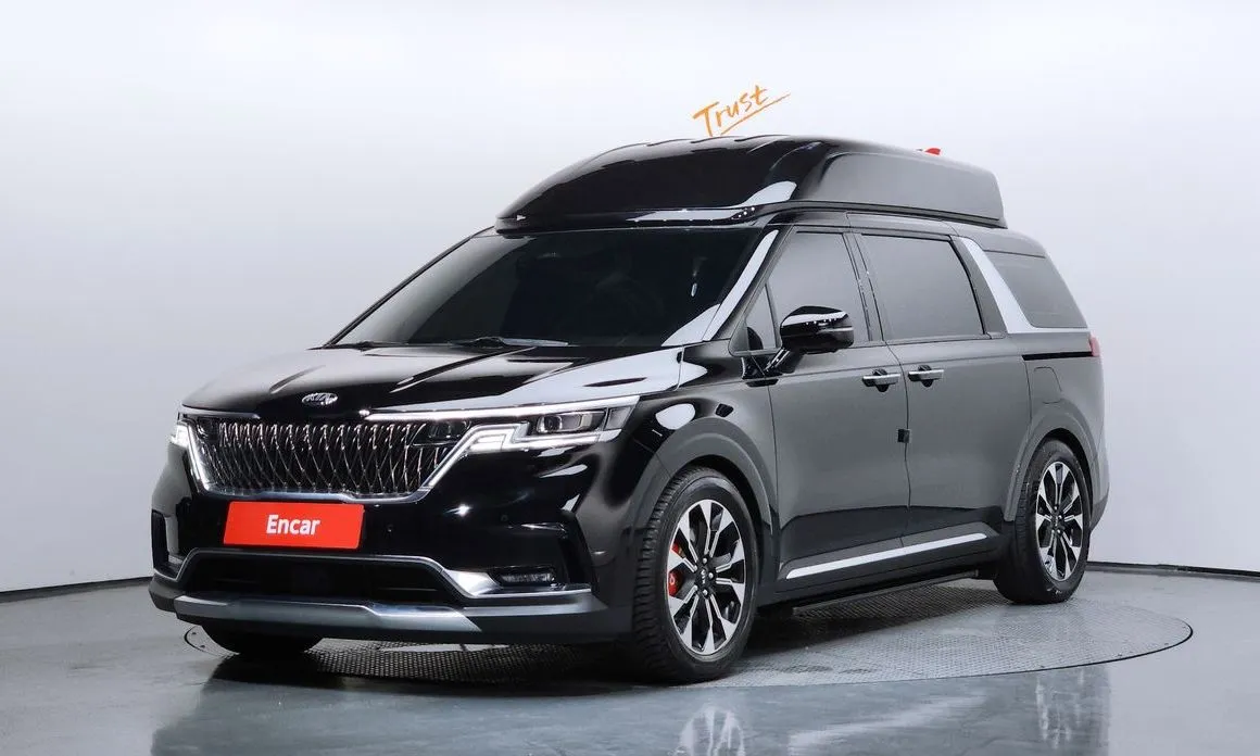Kia Carnival — фото 1