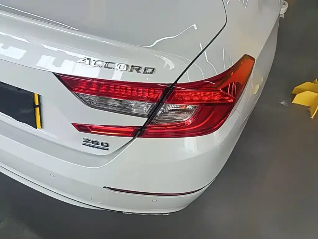 Honda Accord — фото 2