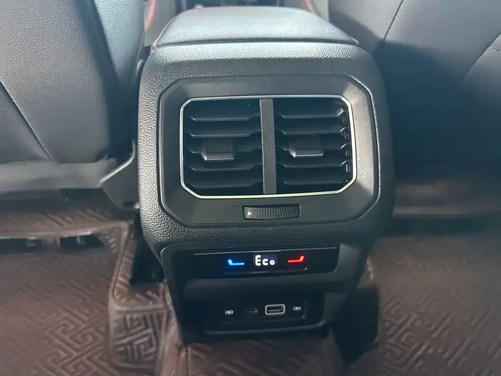 Volkswagen 途观L插电混动 — фото 9
