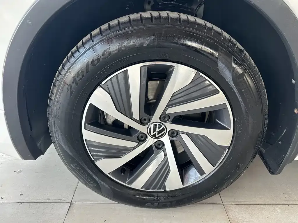 Volkswagen 途观L插电混动 — фото 5