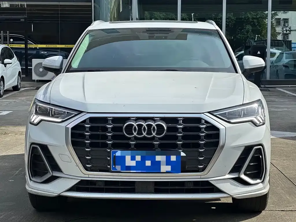 Audi Q3 — фото 2