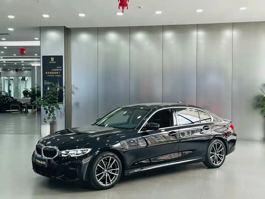 BMW 3 Series — фото 1