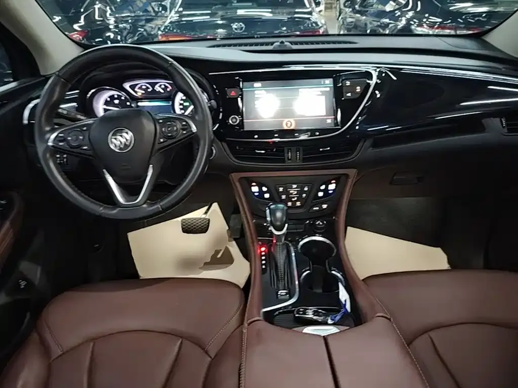 Buick Envision Plus — фото 9