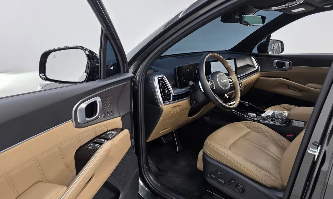 Kia Sorento — фото 7