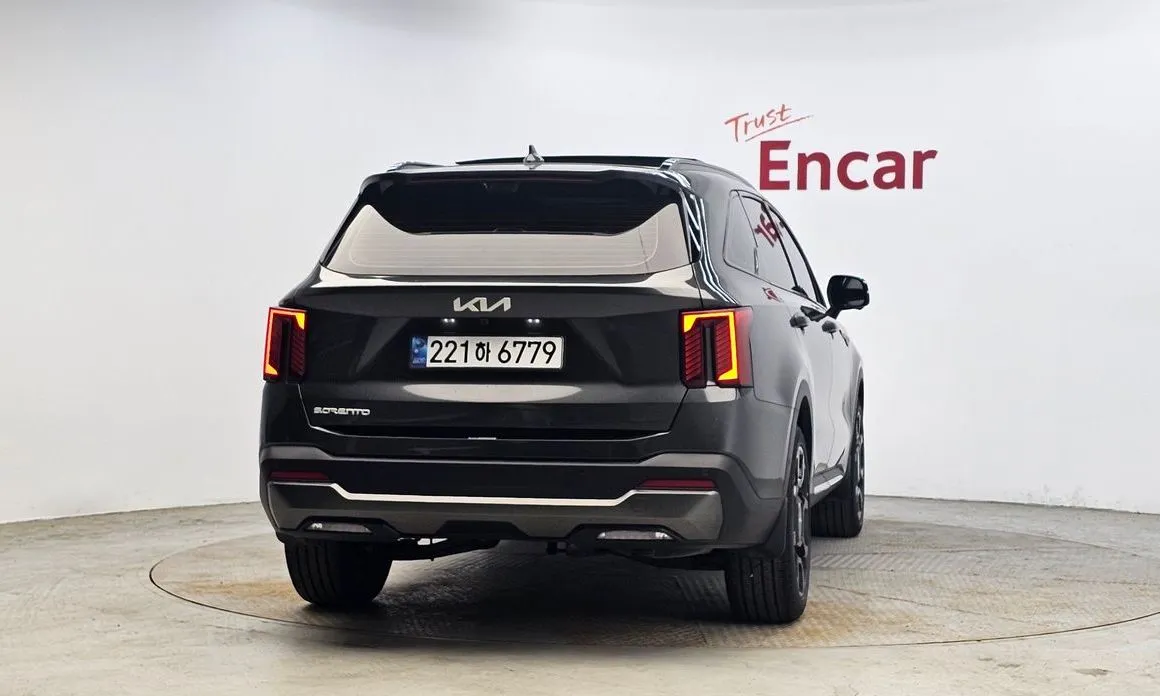 Kia Sorento — фото 4