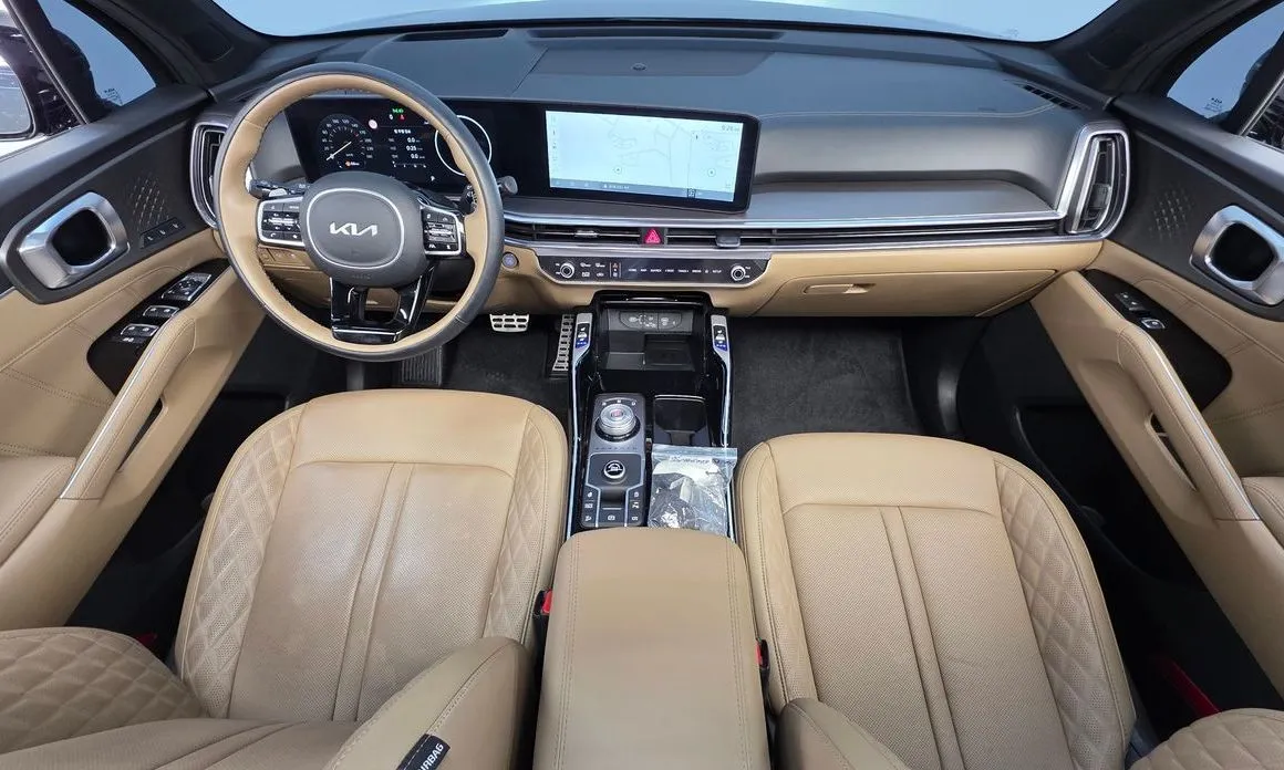 Kia Sorento — фото 9