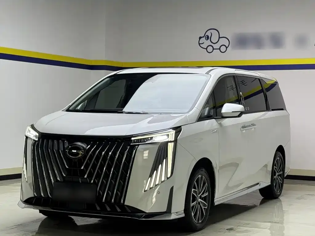 GAC Motor Trumpchi M8 — фото 1