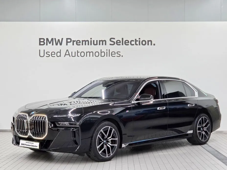 BMW 7-Series