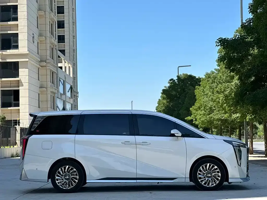 GAC Motor Trumpchi M8 — фото 5