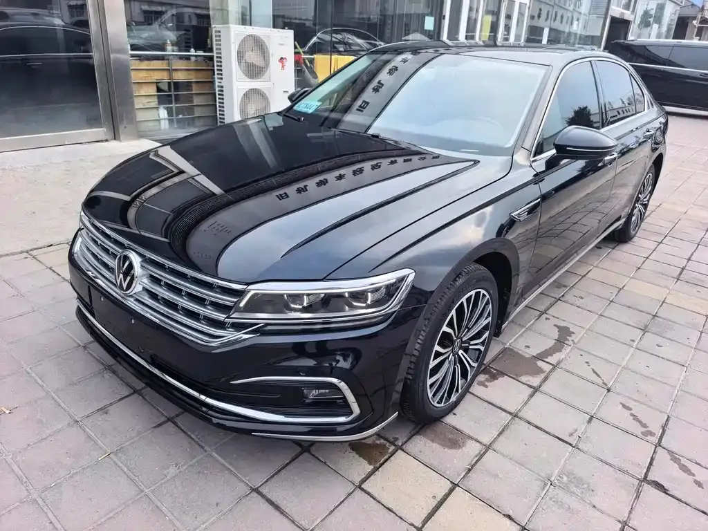 Volkswagen Phideon — фото 1
