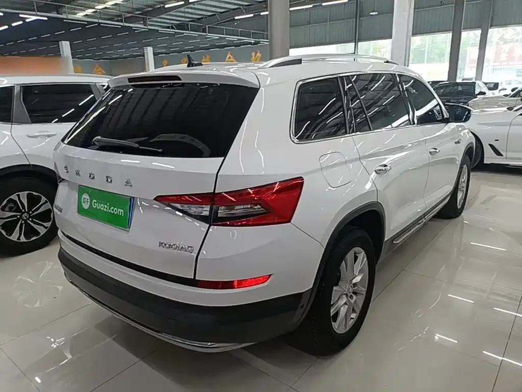 Skoda Kodiaq — фото 4