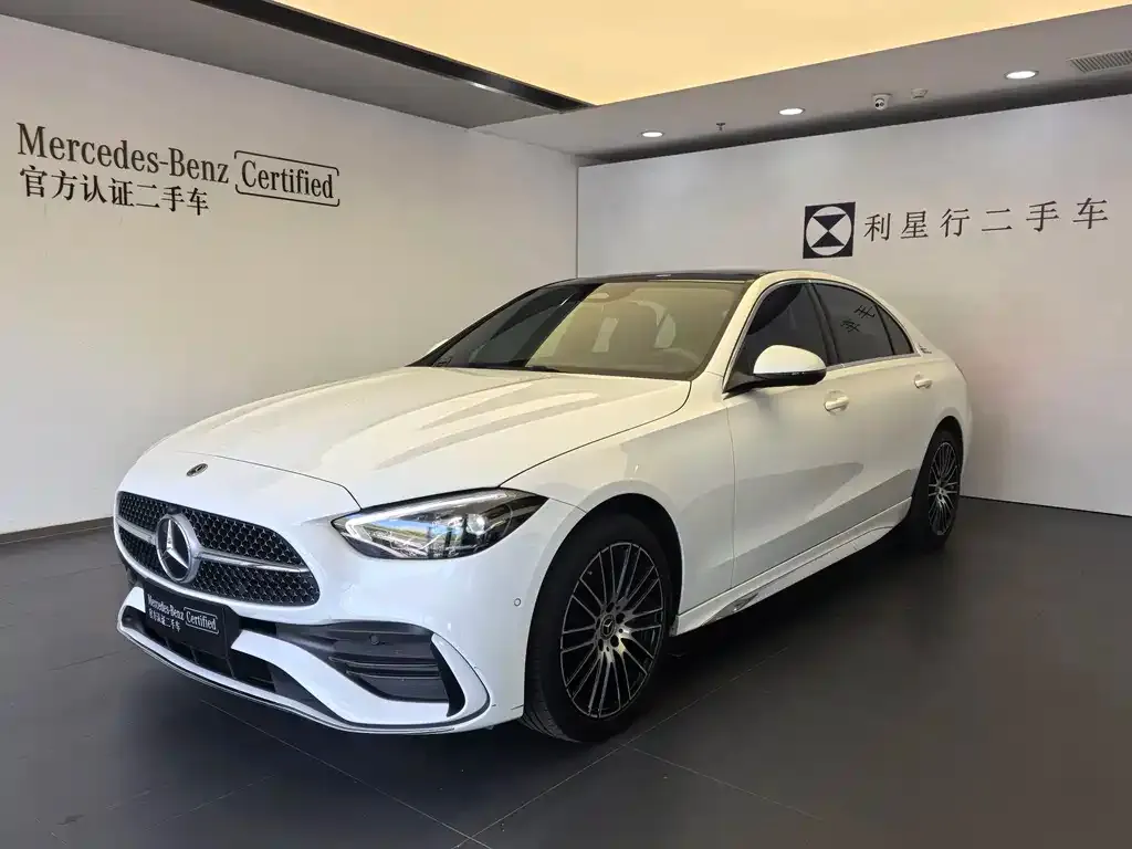Mercedes-Benz C-Class — фото 1