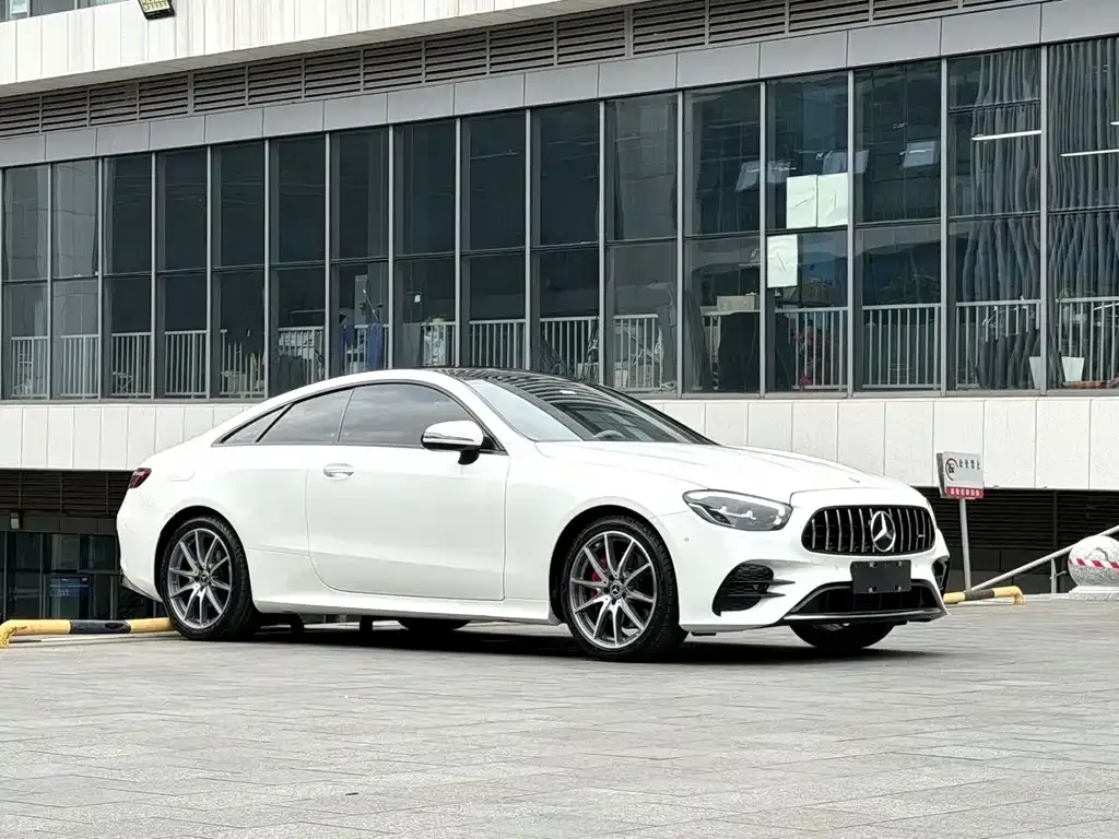 Mercedes-Benz E-Class (Import) — фото 4