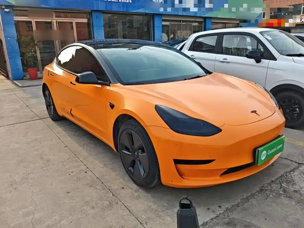 Tesla Model 3 — фото 9