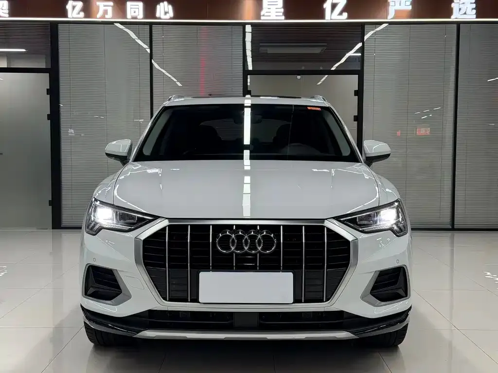 Audi Q3 — фото 6