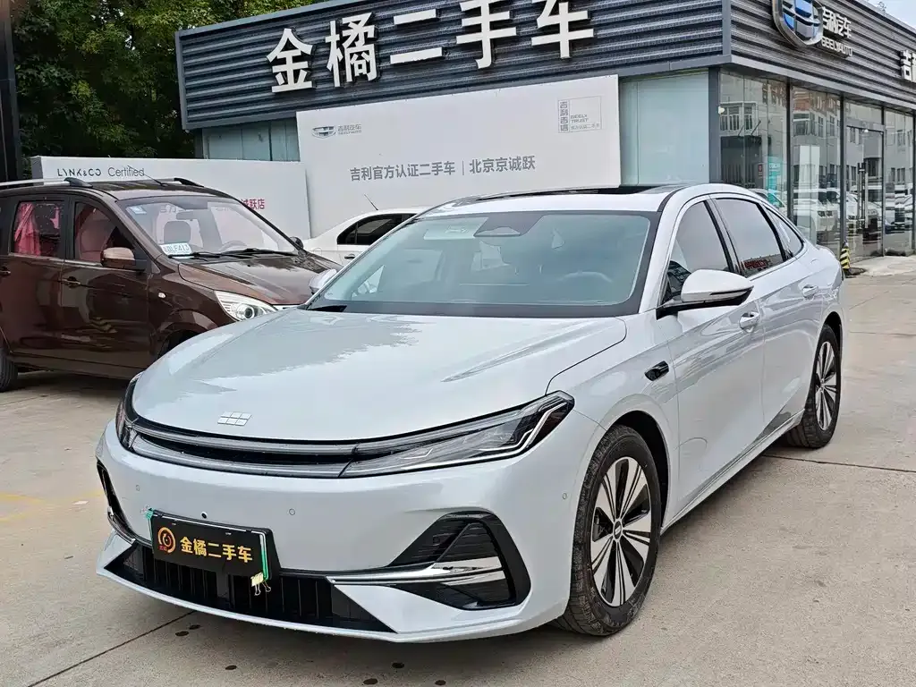 Geely 银河A7 EM — фото 1
