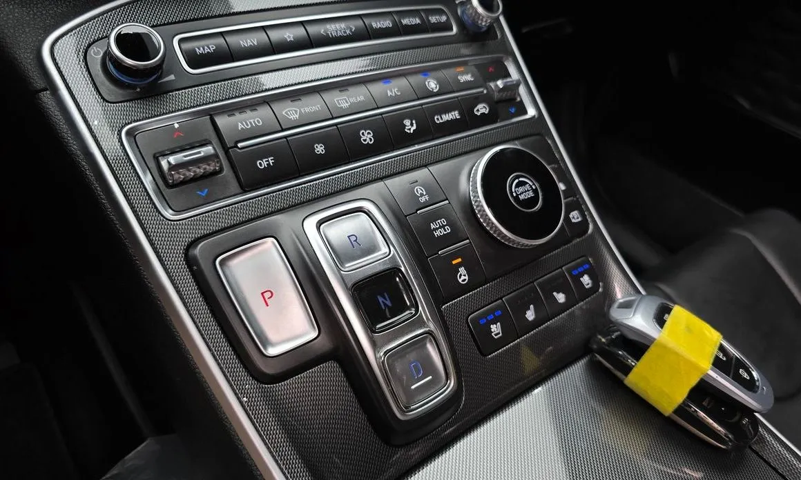 Hyundai Santafe 2023 из KR, фото 5