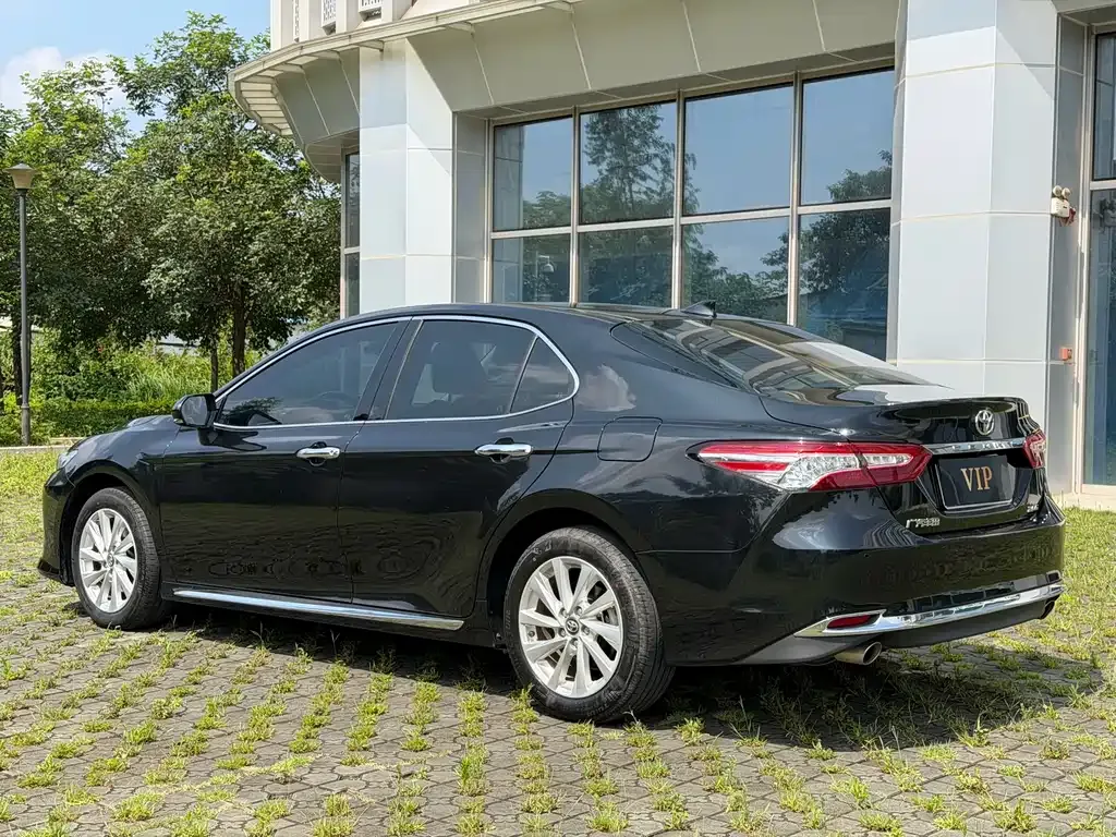 Toyota Camry 2024 из CN, фото 10