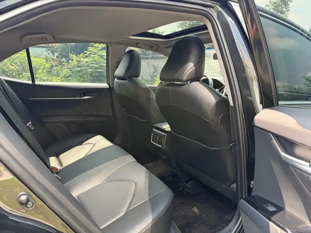 Toyota Camry 2024 из CN, фото 7