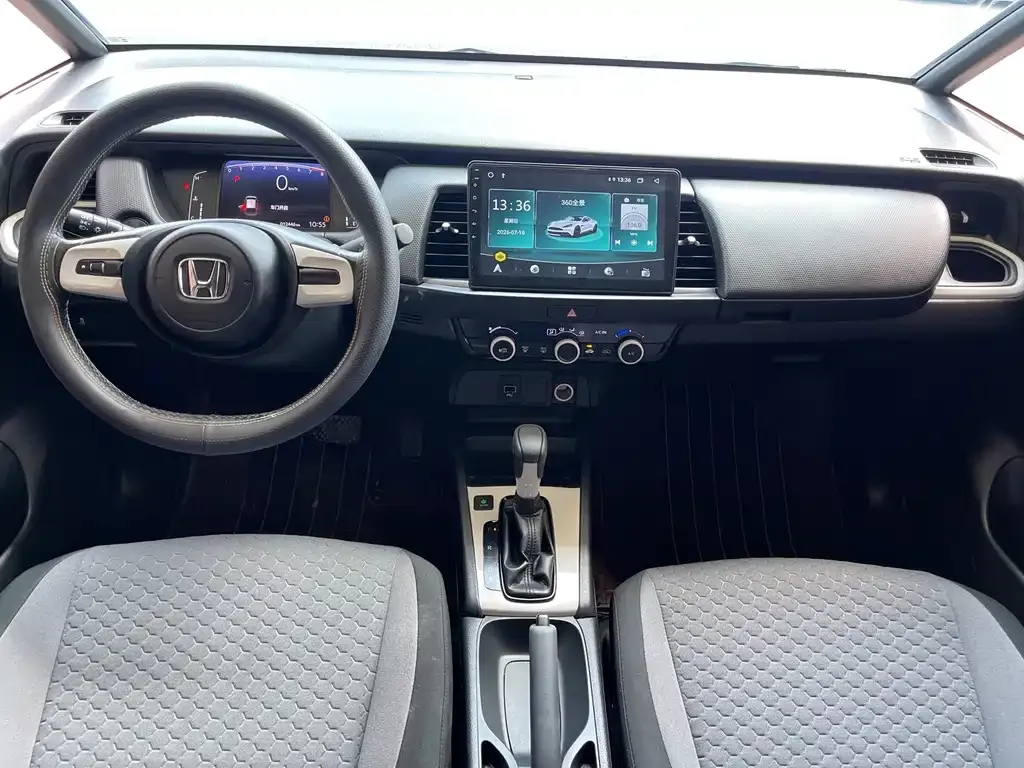 Honda Fit — фото 6