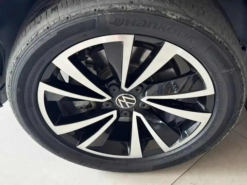 Volkswagen Tharu — фото 10