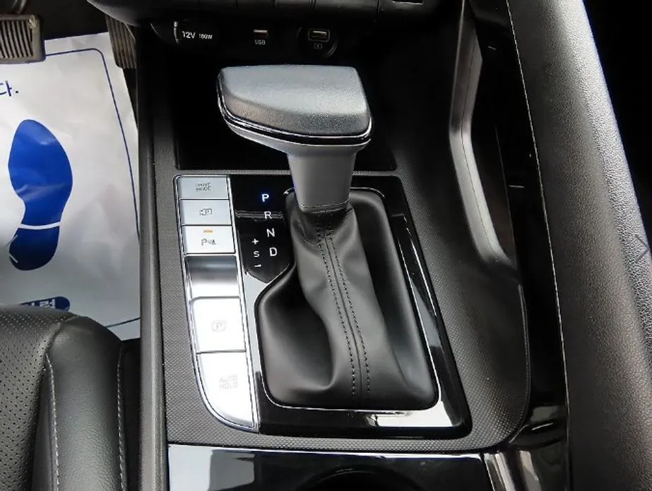 Hyundai AVANTE — фото 10