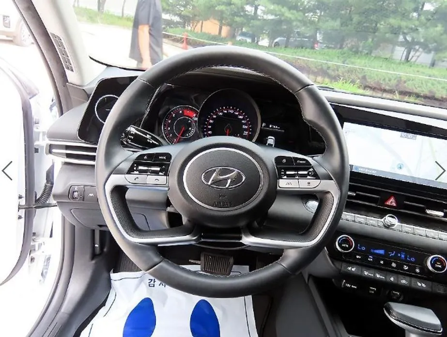Hyundai AVANTE — фото 3