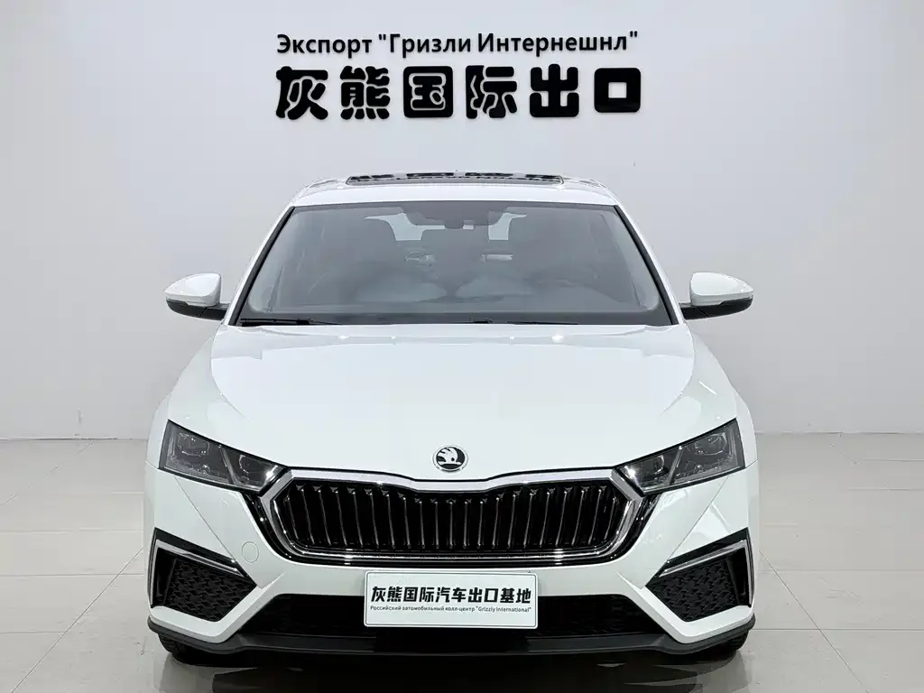 Skoda Octavia — фото 5