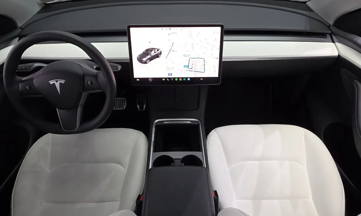 Tesla Model Y — фото 2