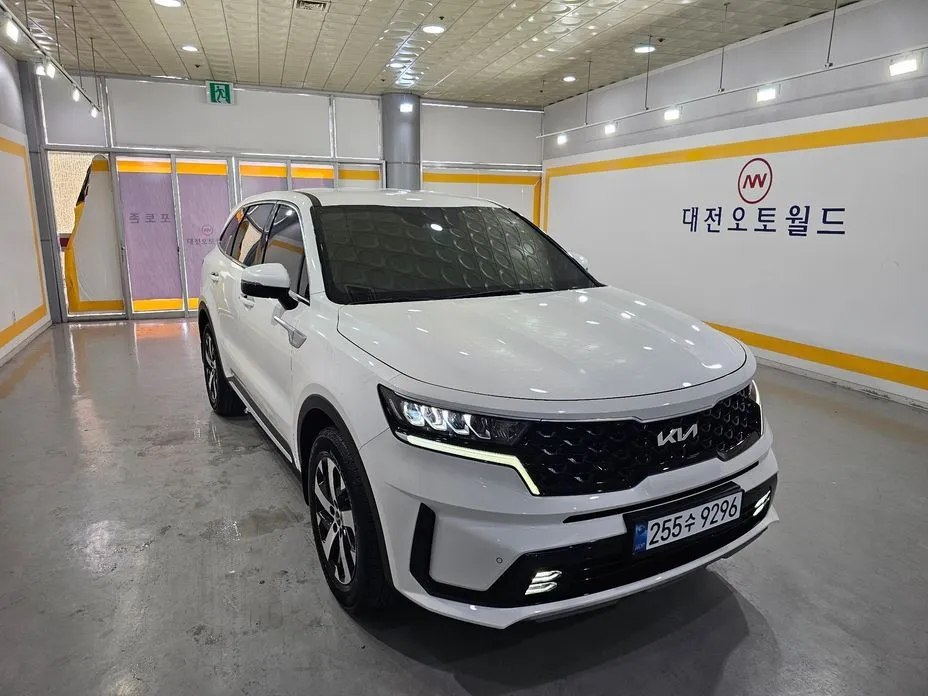 Kia Sorento — фото 1