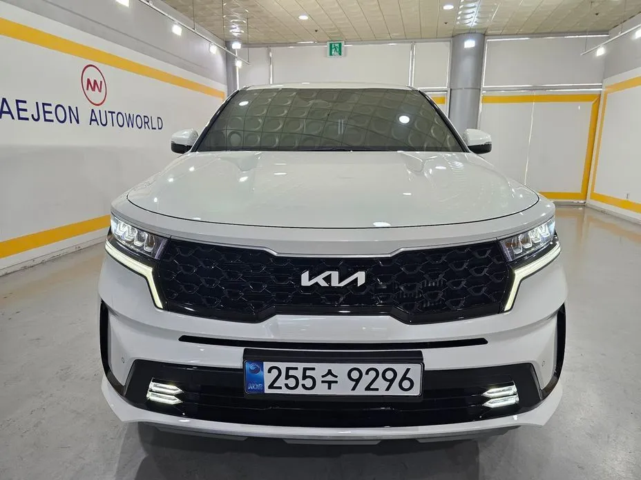 Kia Sorento — фото 6