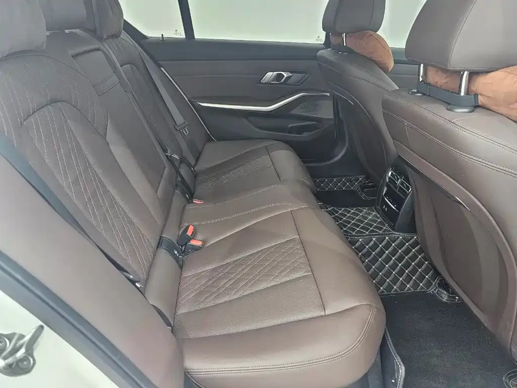 BMW 3 Series — фото 10