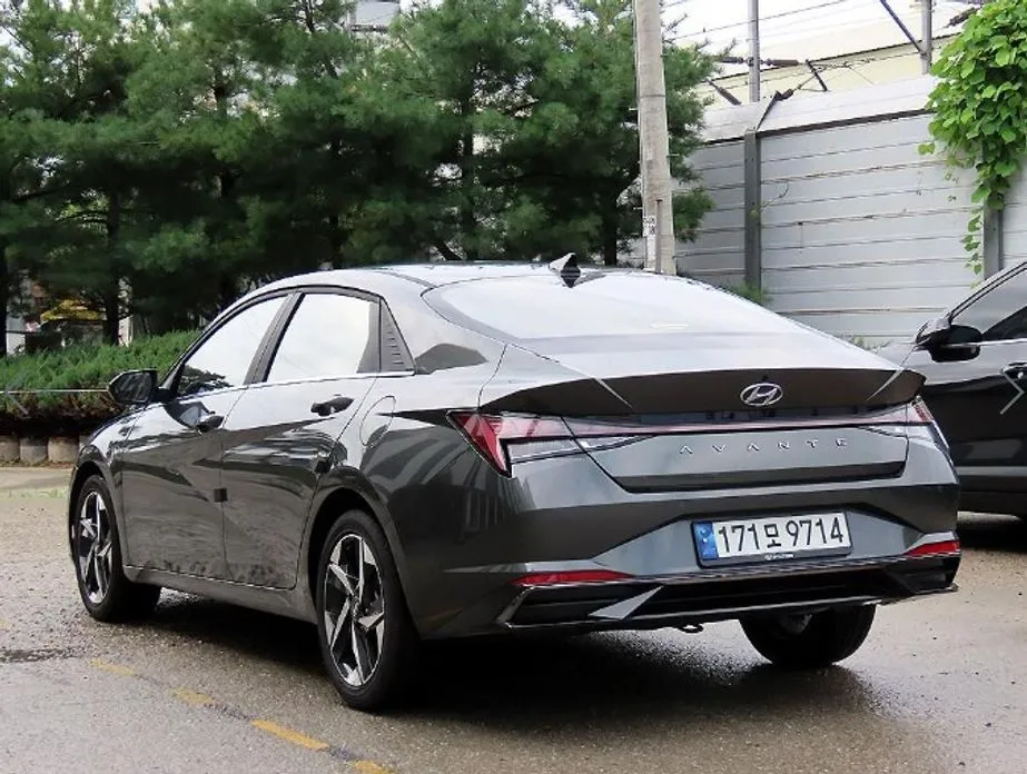 Hyundai AVANTE — фото 9