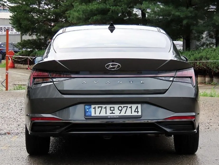 Hyundai AVANTE — фото 6