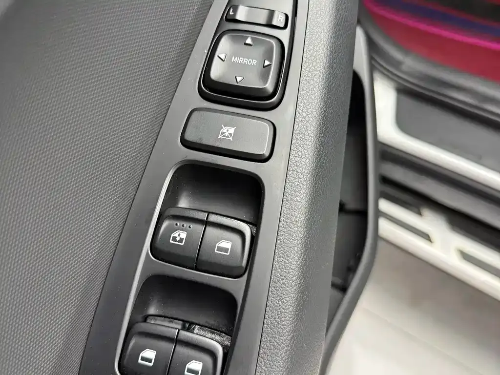 Hyundai ix35 — фото 10