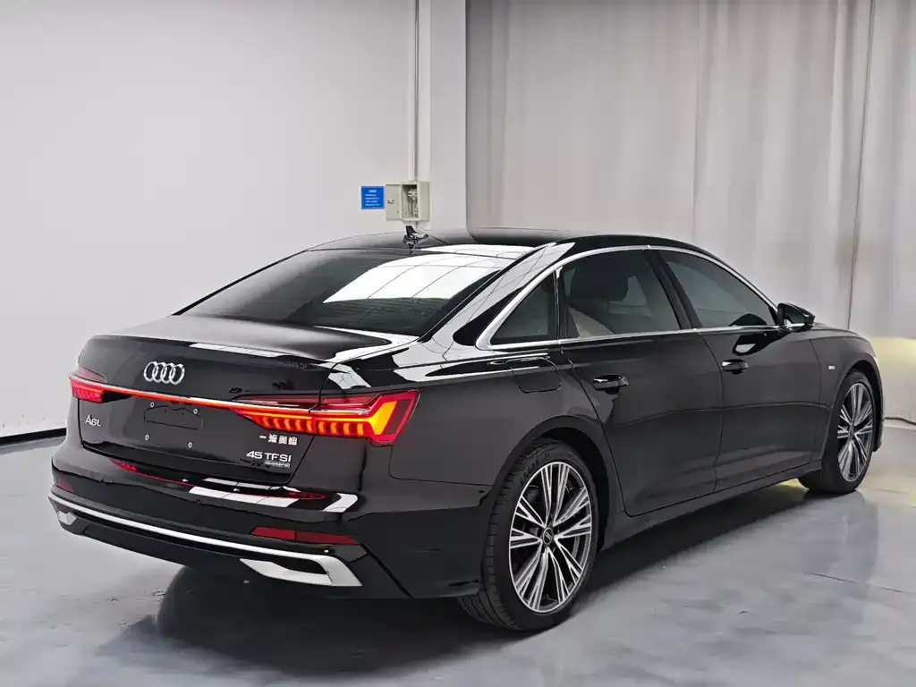 Audi A6L — фото 3