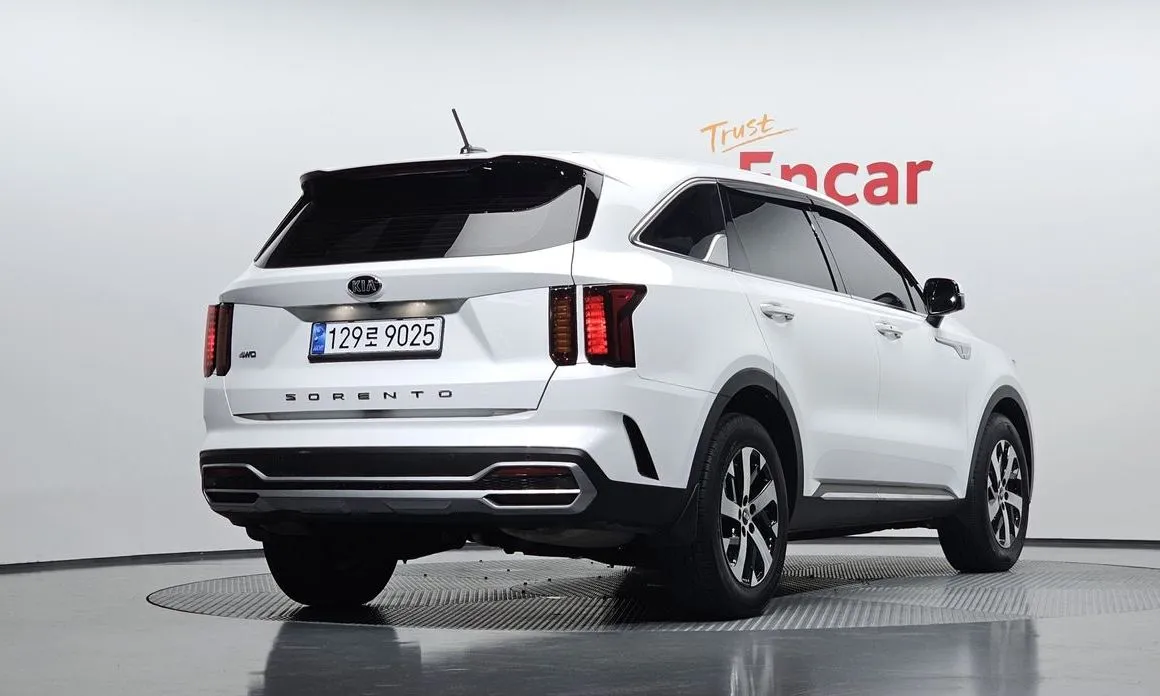 Kia Sorento — фото 4