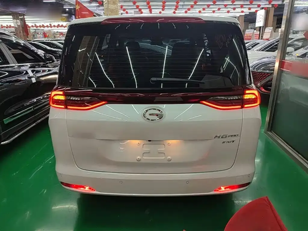 GAC Motor Trumpchi M6 — фото 8