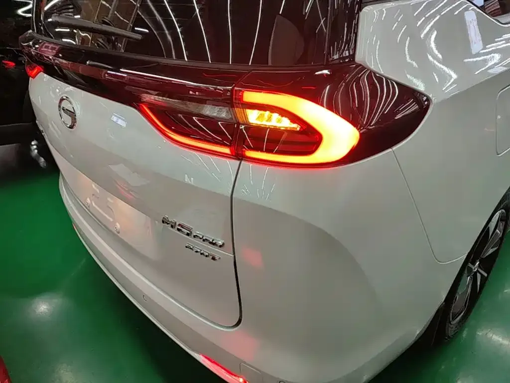 GAC Motor Trumpchi M6 — фото 7