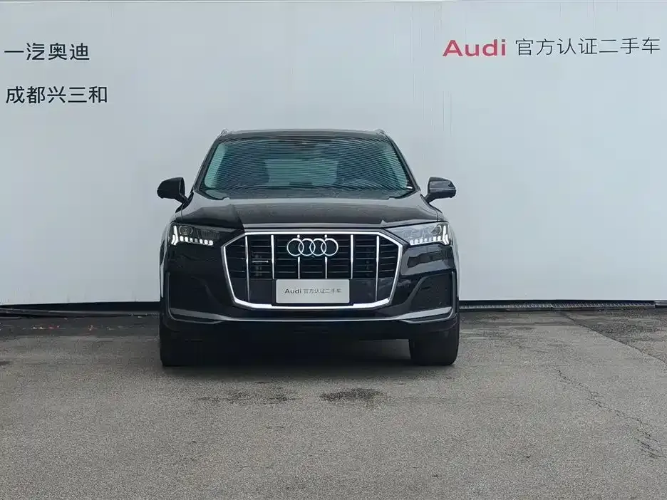 Audi Q7 2024 из CN, фото 6
