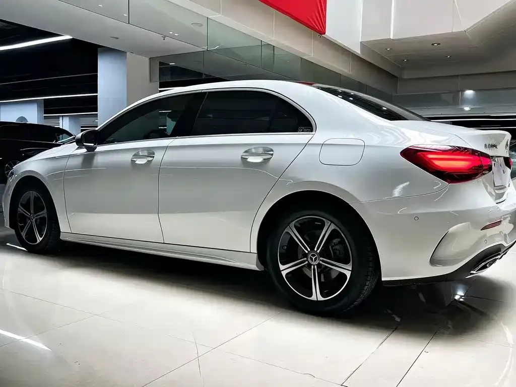 Mercedes-Benz A-Class — фото 4