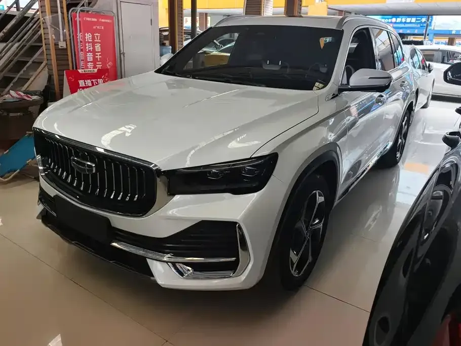 Geely Xingyue L — фото 1