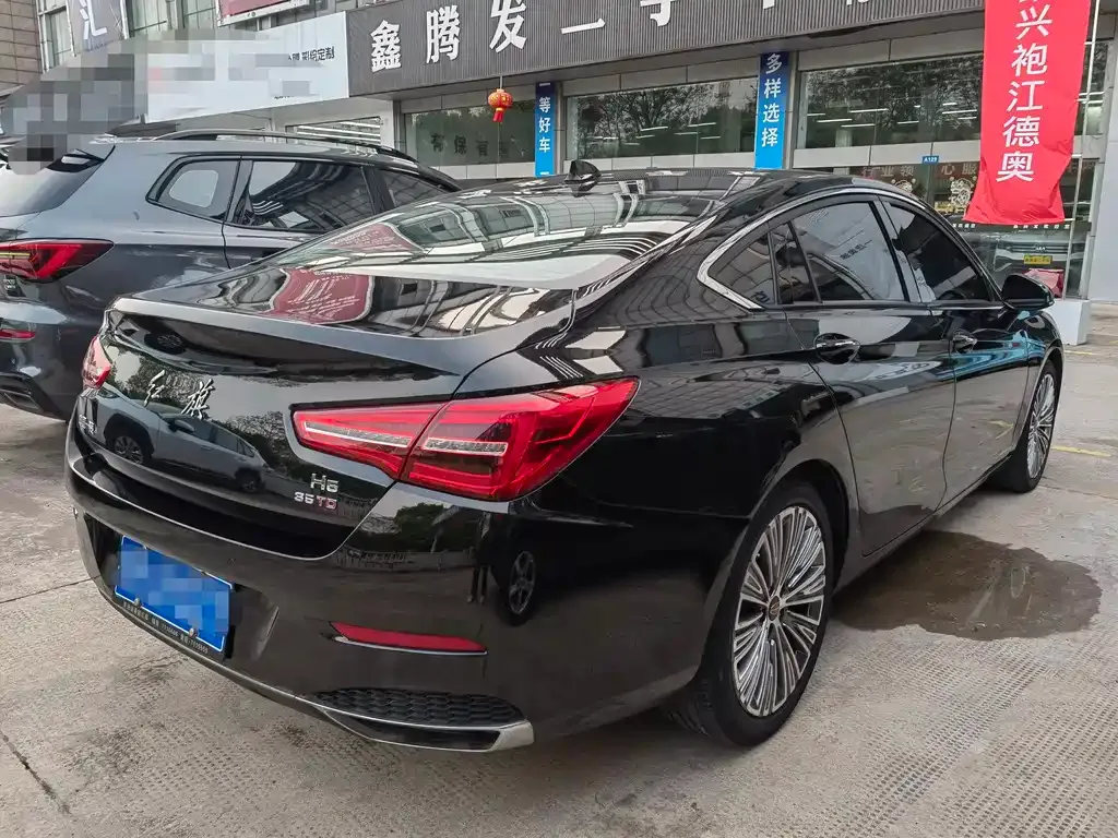 Hongqi H5 — фото 9