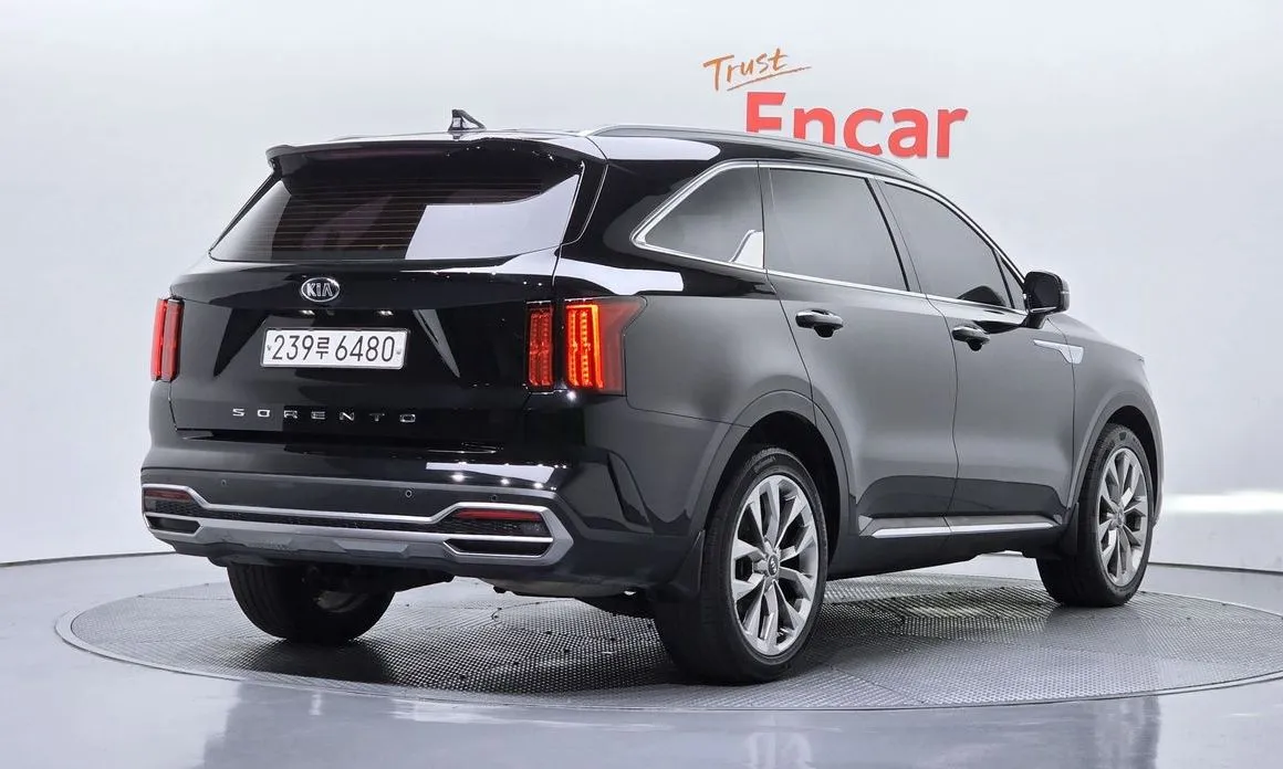 Kia Sorento — фото 7