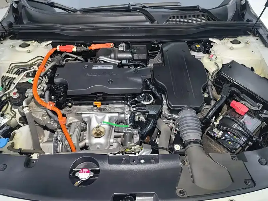 Honda Accord — фото 10
