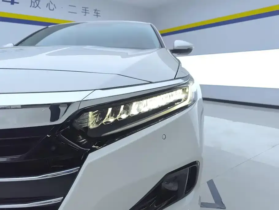 Honda Accord — фото 2