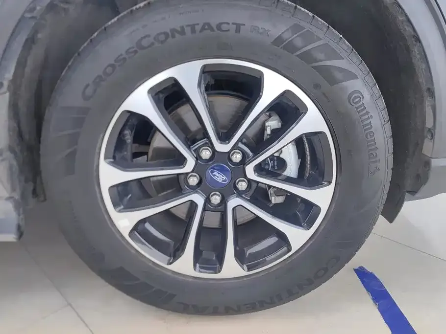 Ford Escape 2022 из CN, фото 8