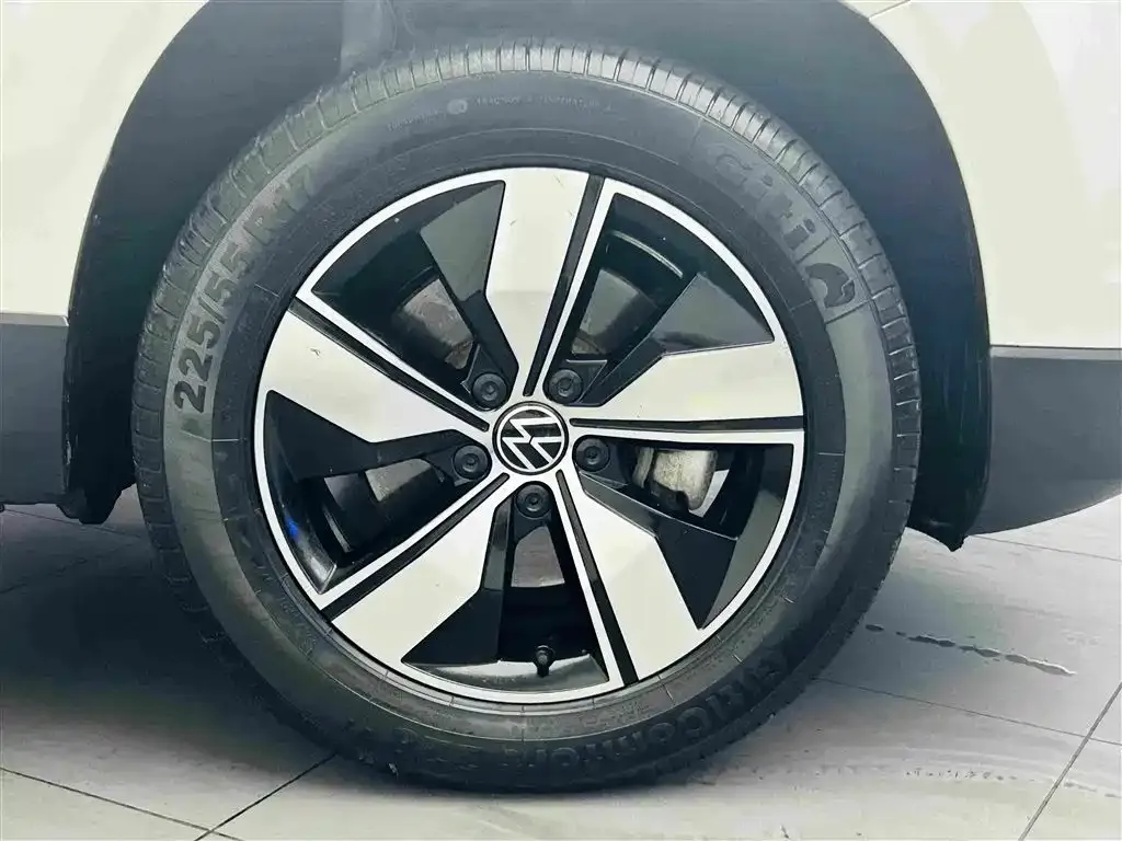 Volkswagen Tharu — фото 6