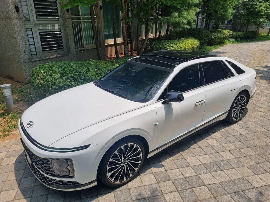 Hyundai Grandeur — фото 1
