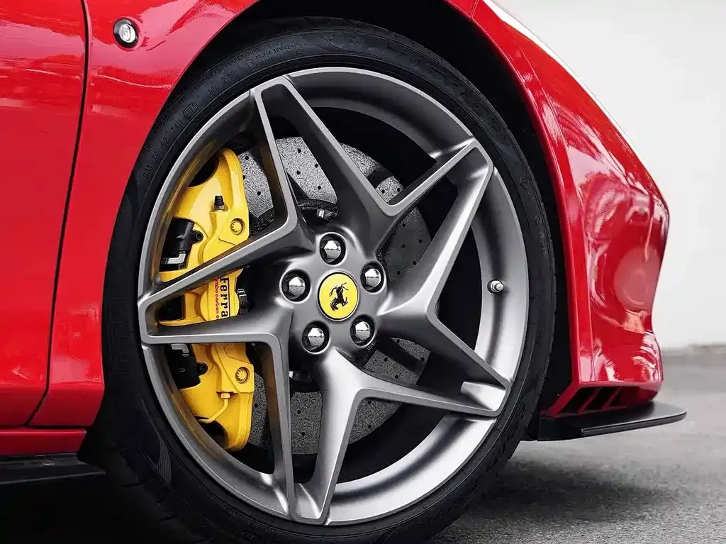 Ferrari F8 — фото 3